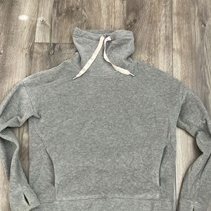 Lululemon high neck fleece